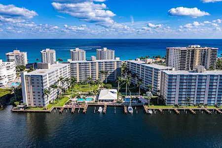 3300 S Ocean Boulevard Unit: 1020-C