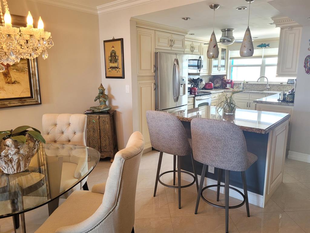 3300 S Ocean Boulevard Unit: 1020-C