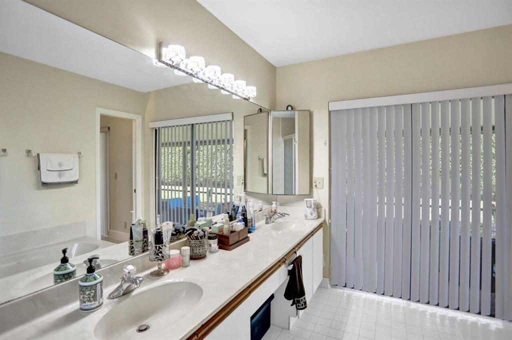 2504 SW 23rd Cranbrook Drive
