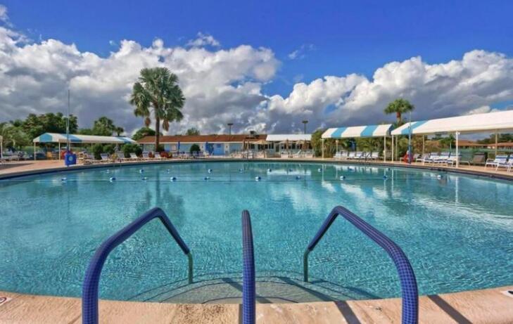 5765 Spindle Palm Court Unit: E
