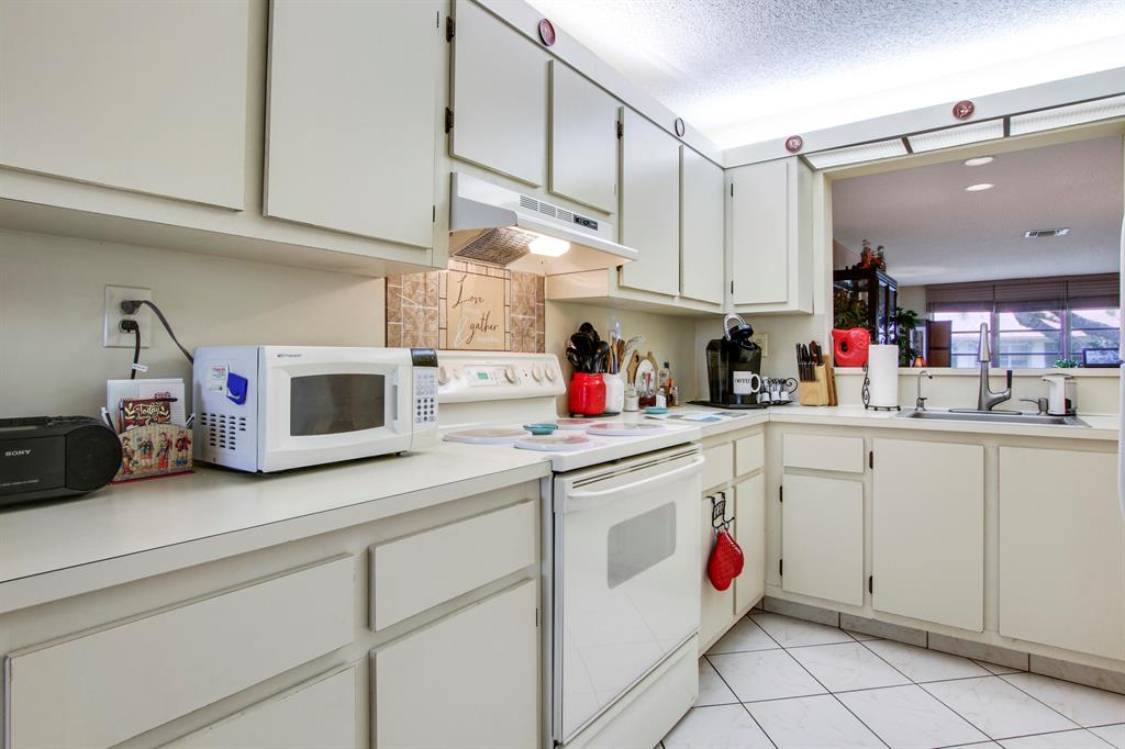 5765 Spindle Palm Court Unit: E