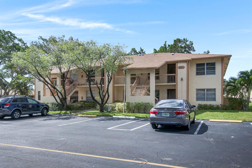 5765 Spindle Palm Court Unit: E