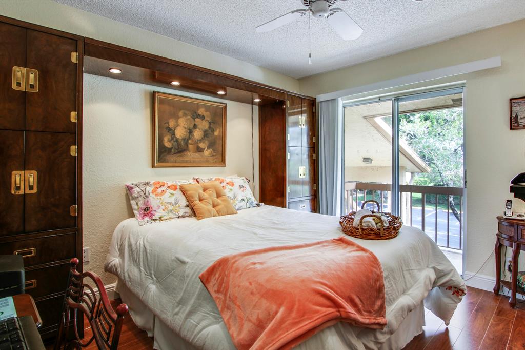 5765 Spindle Palm Court Unit: E