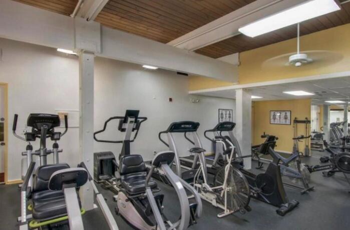 5765 Spindle Palm Court Unit: E