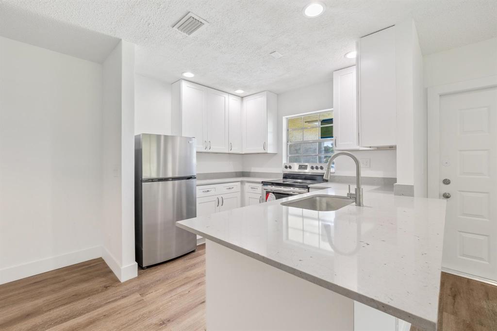 5054 Lakefront Boulevard A