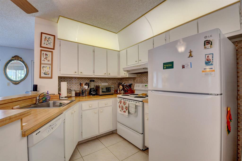 7535 S Oriole Boulevard Unit: 108