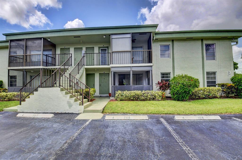 7535 S Oriole Boulevard Unit: 108