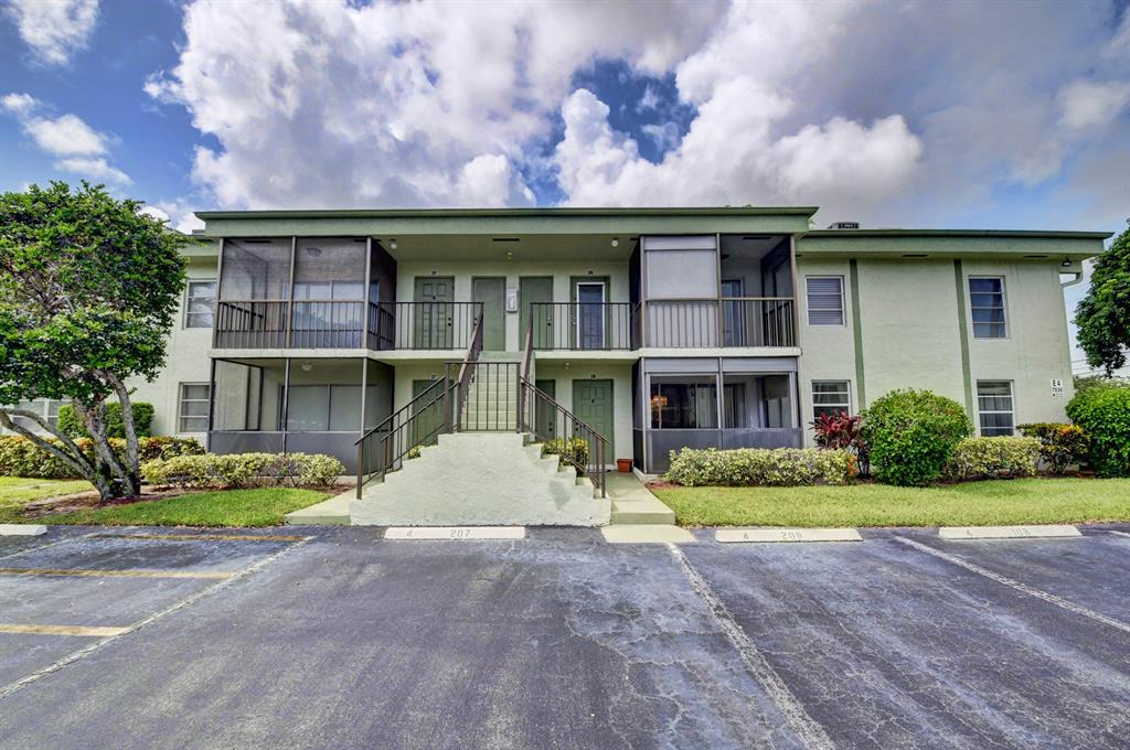 7535 S Oriole Boulevard Unit: 108