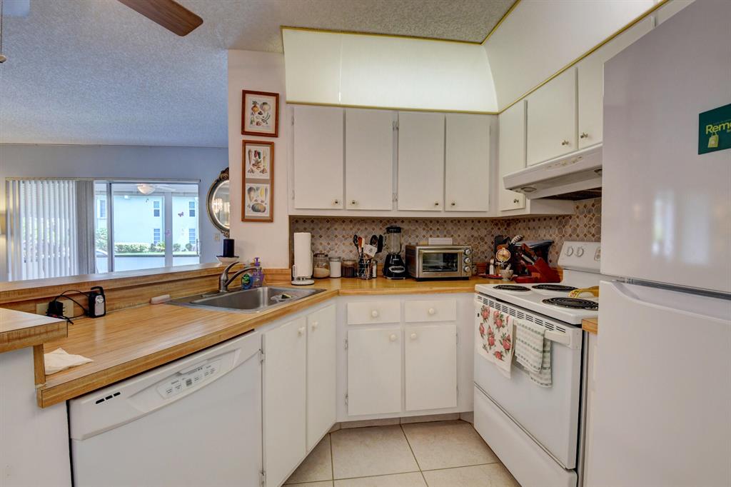 7535 S Oriole Boulevard Unit: 108