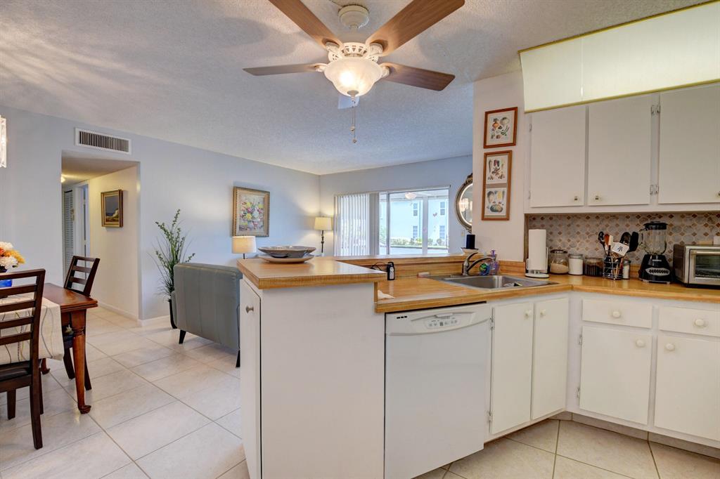 7535 S Oriole Boulevard Unit: 108