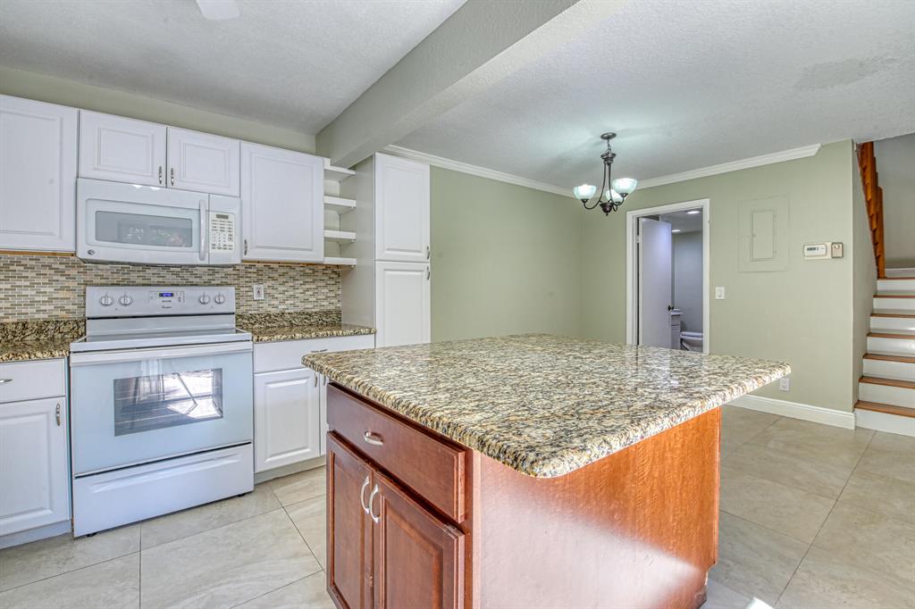 3654 Silver Lace Lane 17