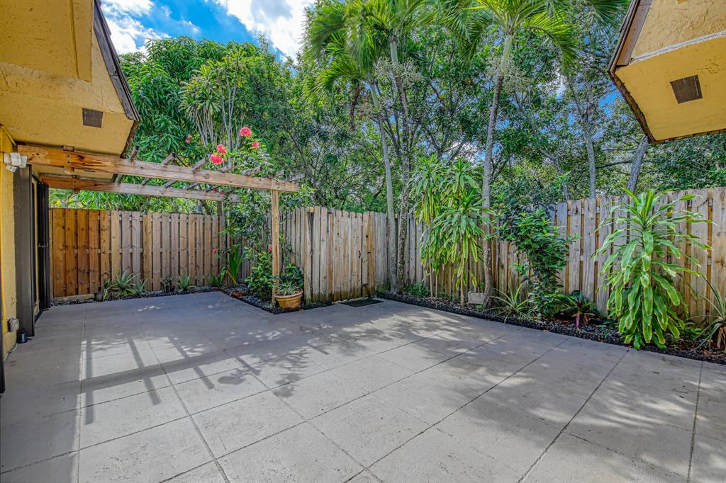 3654 Silver Lace Lane 17