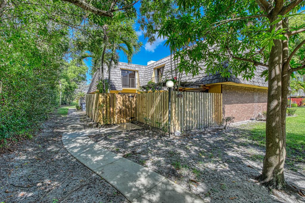 3654 Silver Lace Lane 17