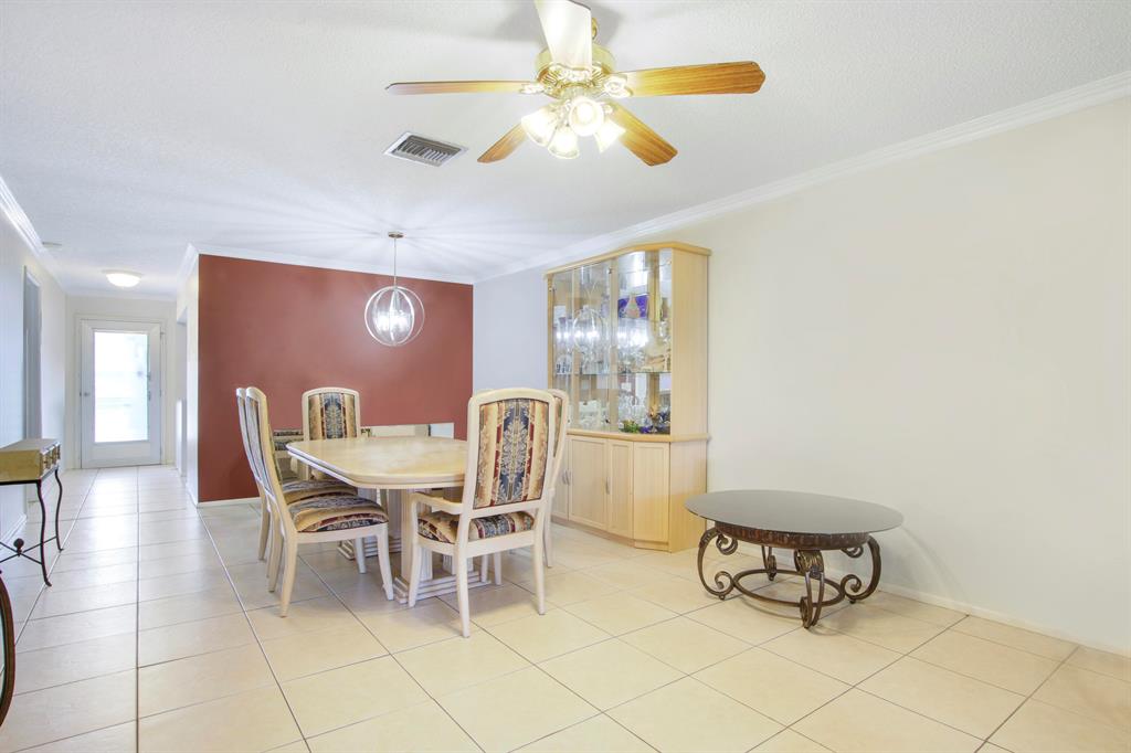 2886 E Fernley Drive Unit: 61