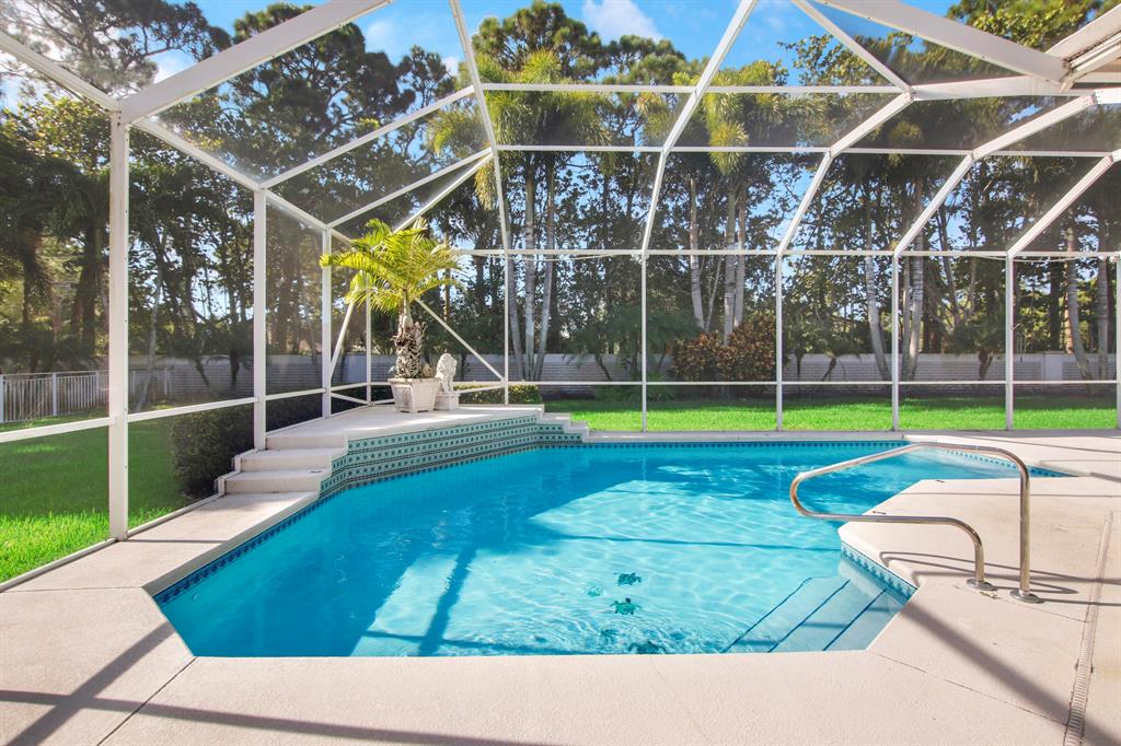 6048 Fountain Palm Drive