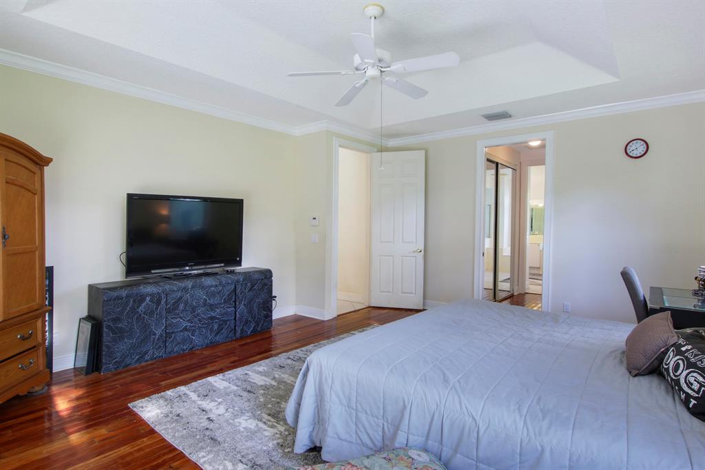 6048 Fountain Palm Drive