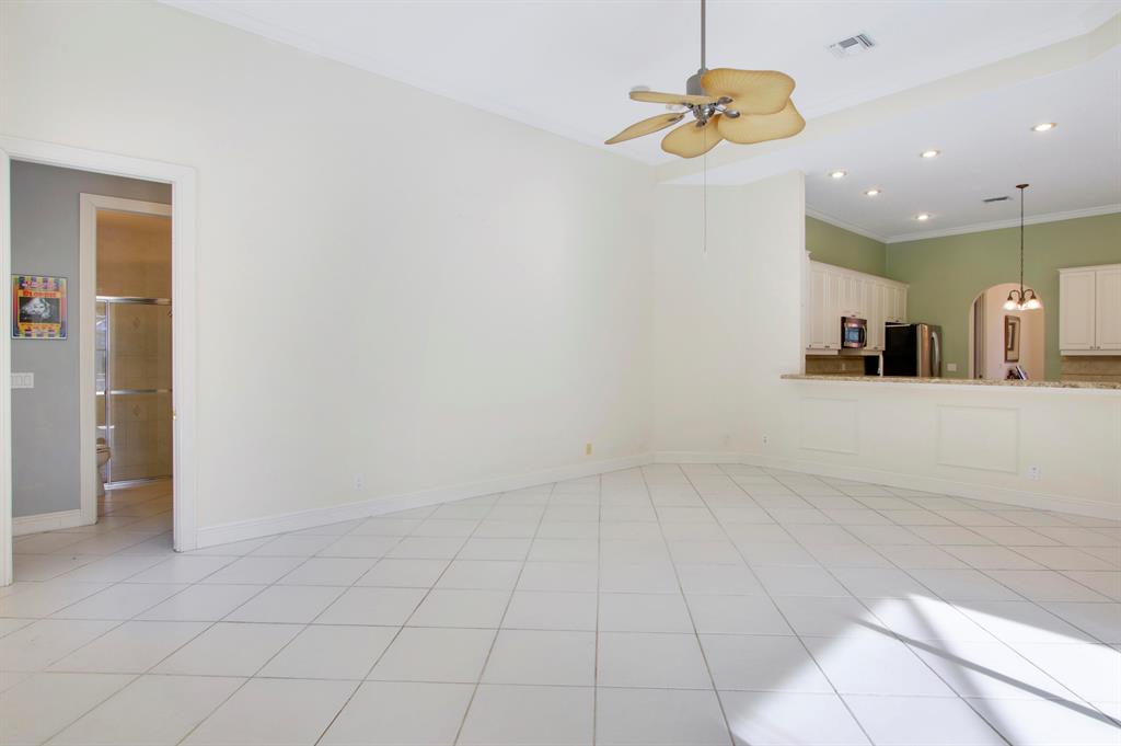 6048 Fountain Palm Drive