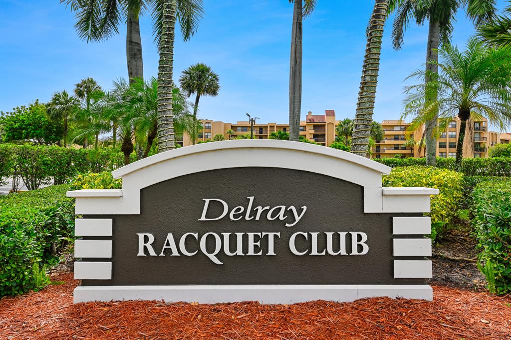 955 Egret Circle 211