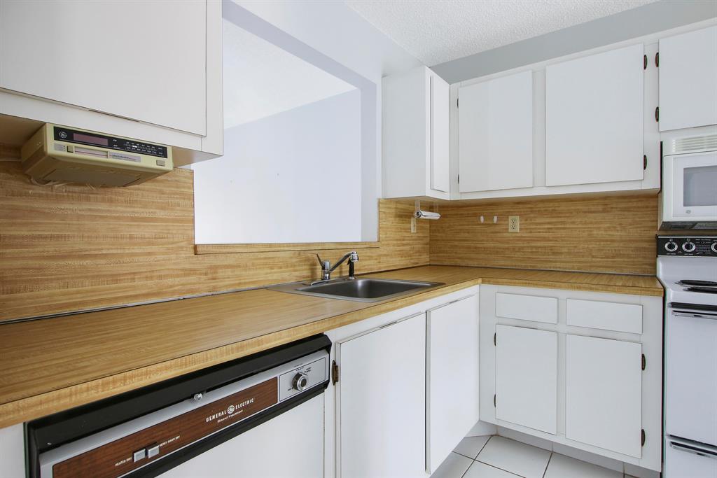 5831 Sugar Palm Court Unit: A