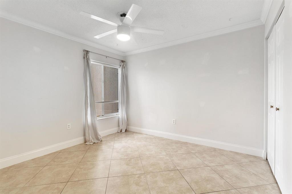 815 W Boulevard 16-105