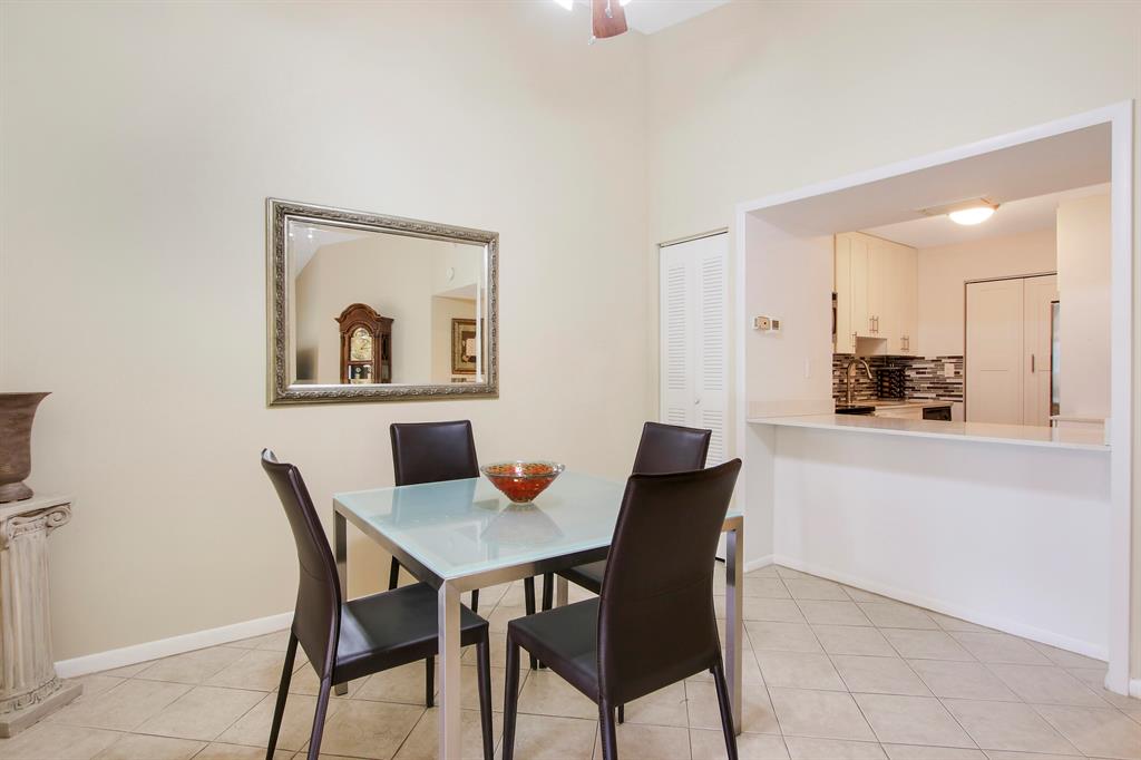 15465 Lakes Of Delray Boulevard Unit: 204