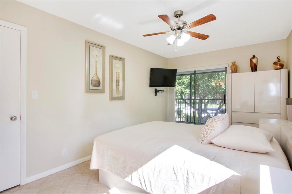 15465 Lakes Of Delray Boulevard Unit: 204