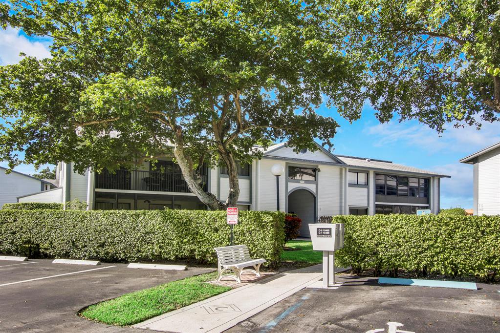 15465 Lakes Of Delray Boulevard Unit: 204