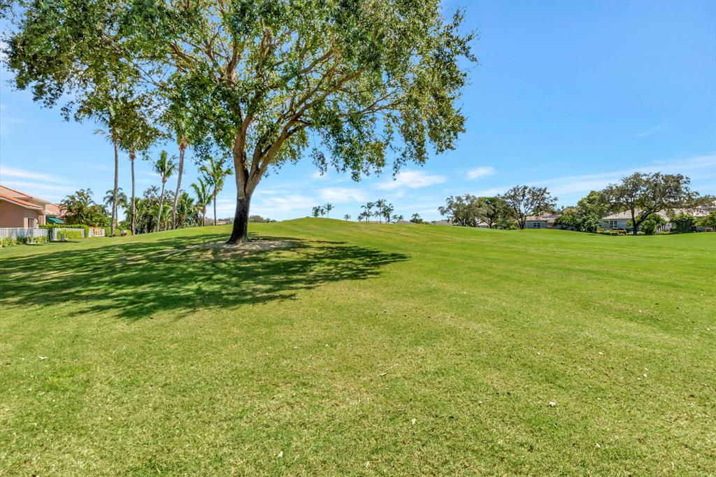 4098 NW Briarcliff Circle