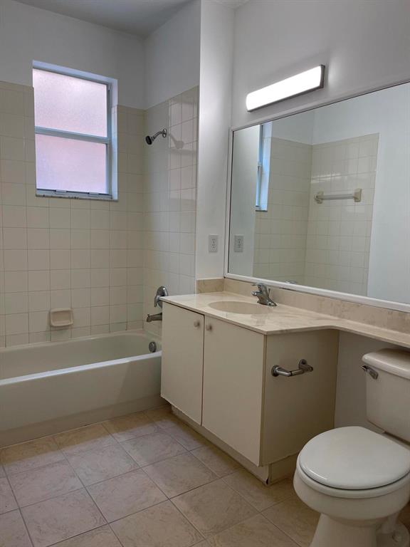 3553 Forest Hill Blvd Unit: 45