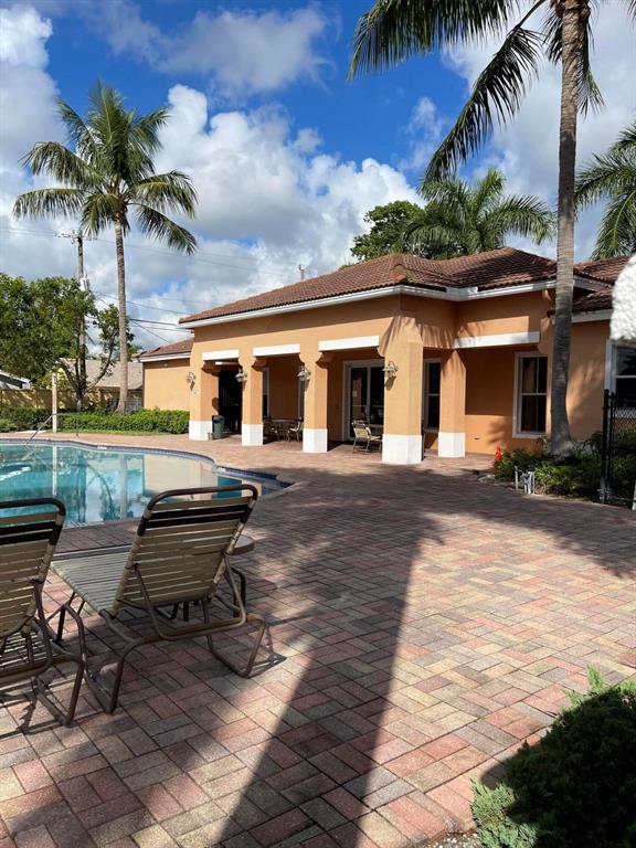 3553 Forest Hill Blvd Unit: 45