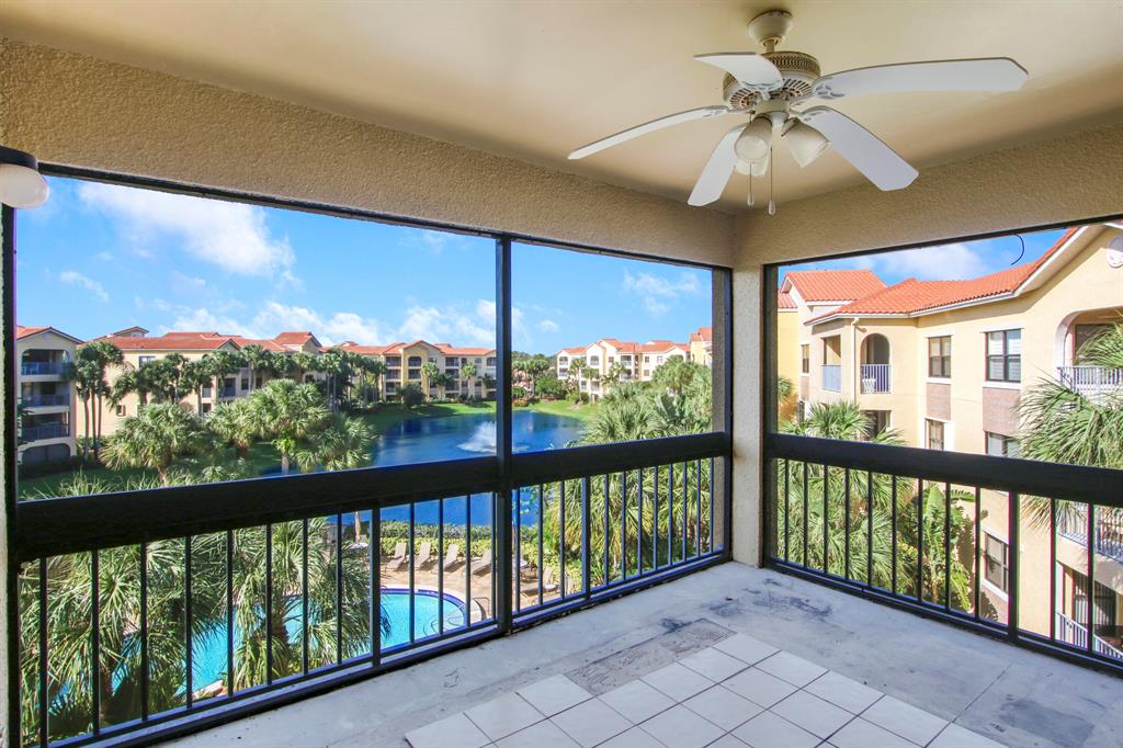 700 Uno Lago Drive 401