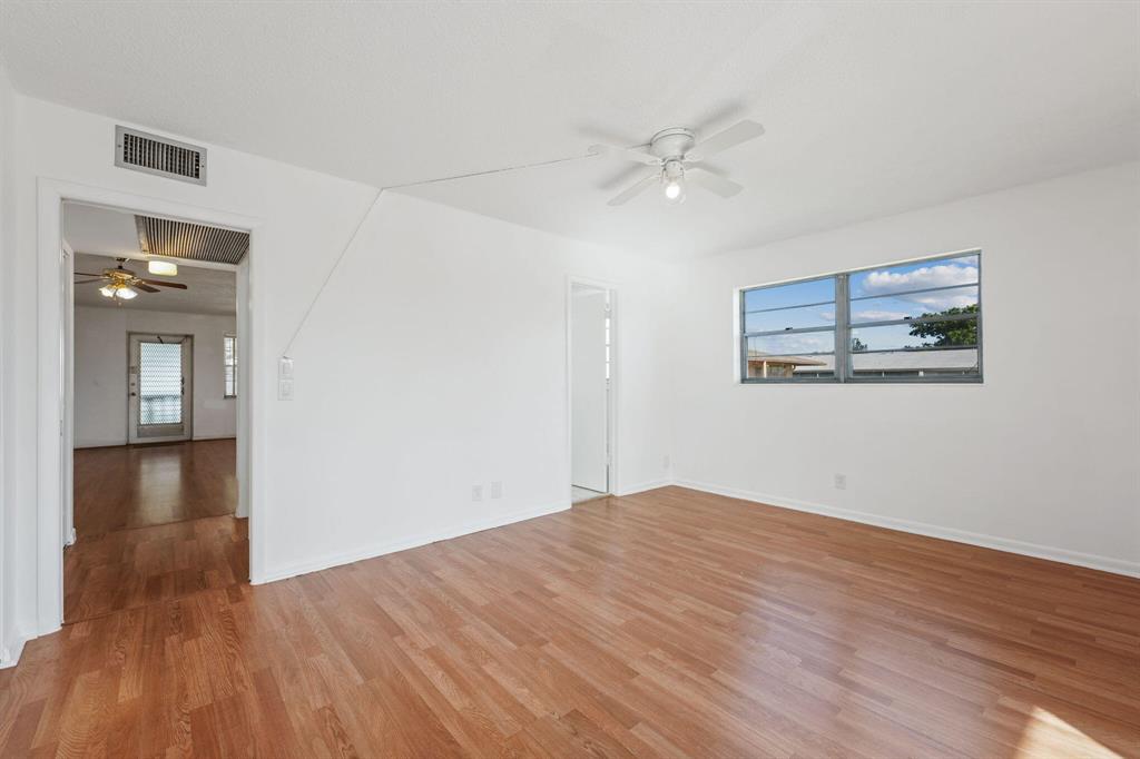 121 Canterbury Unit: E