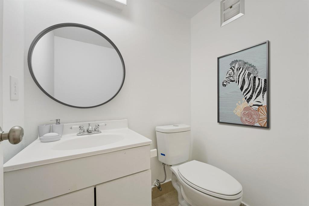 121 Canterbury Unit: E