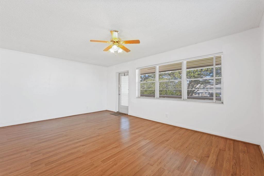 121 Canterbury Unit: E
