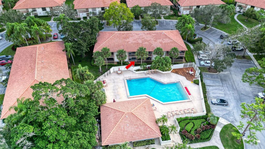 403 Brackenwood Lane S Unit: 403