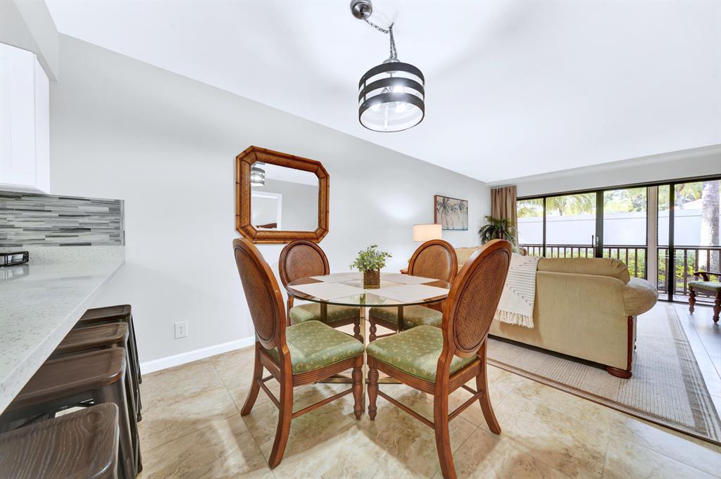 403 Brackenwood Lane S Unit: 403
