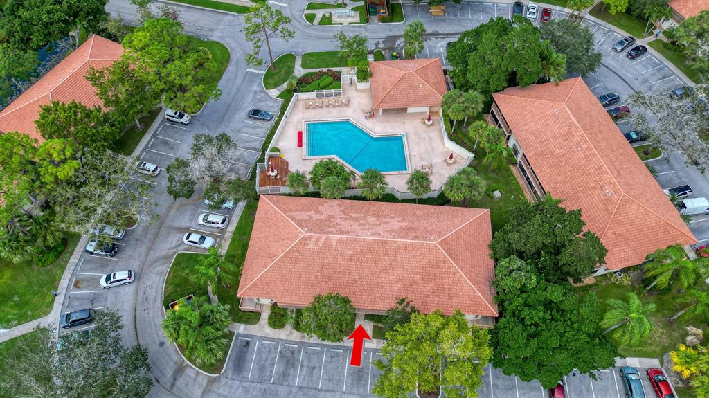 403 Brackenwood Lane S Unit: 403
