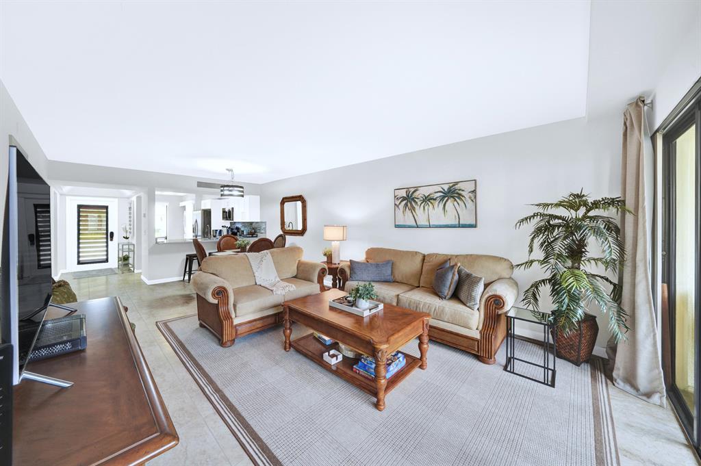 403 Brackenwood Lane S Unit: 403