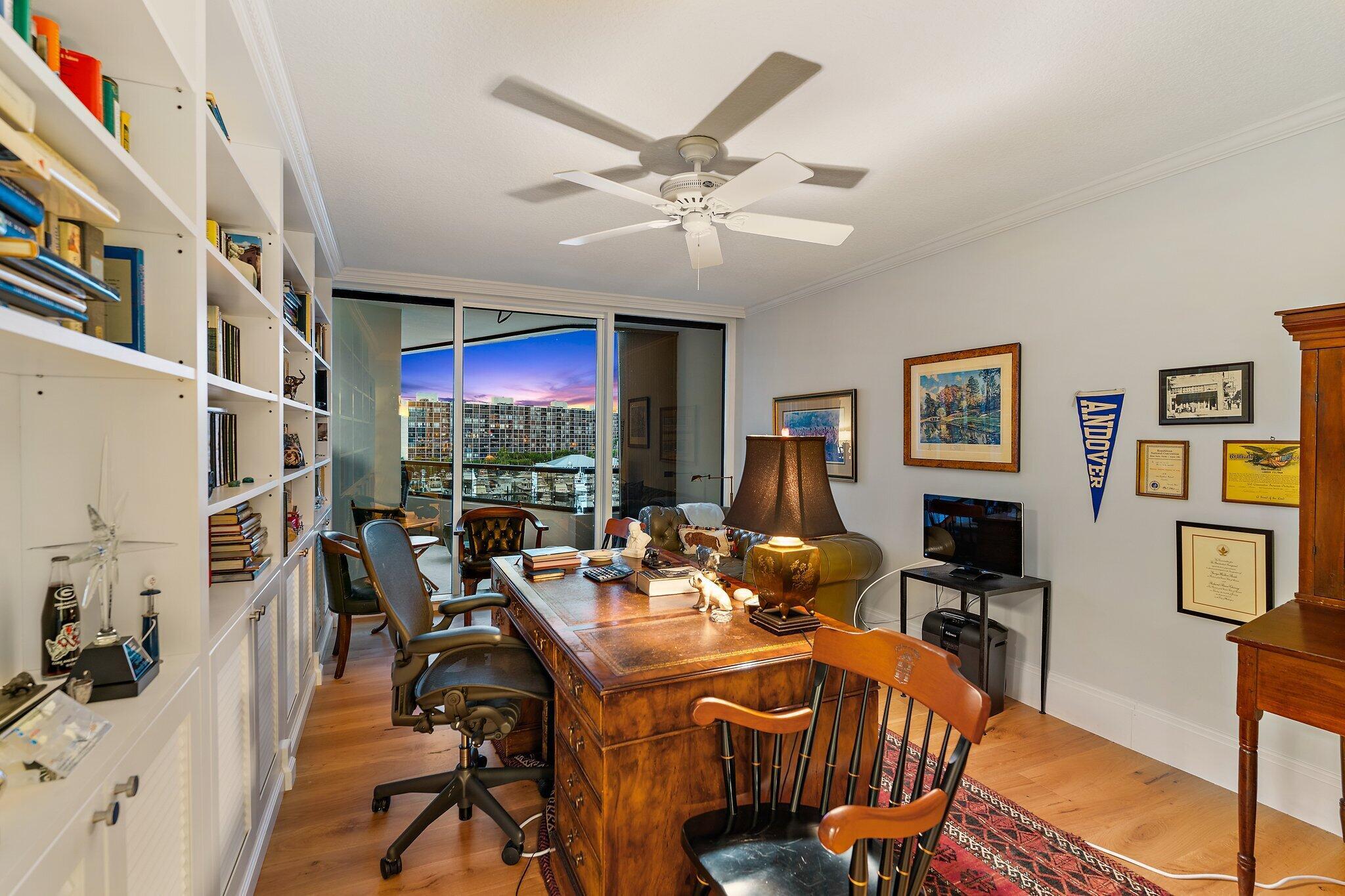 100 Lakeshore Drive 554