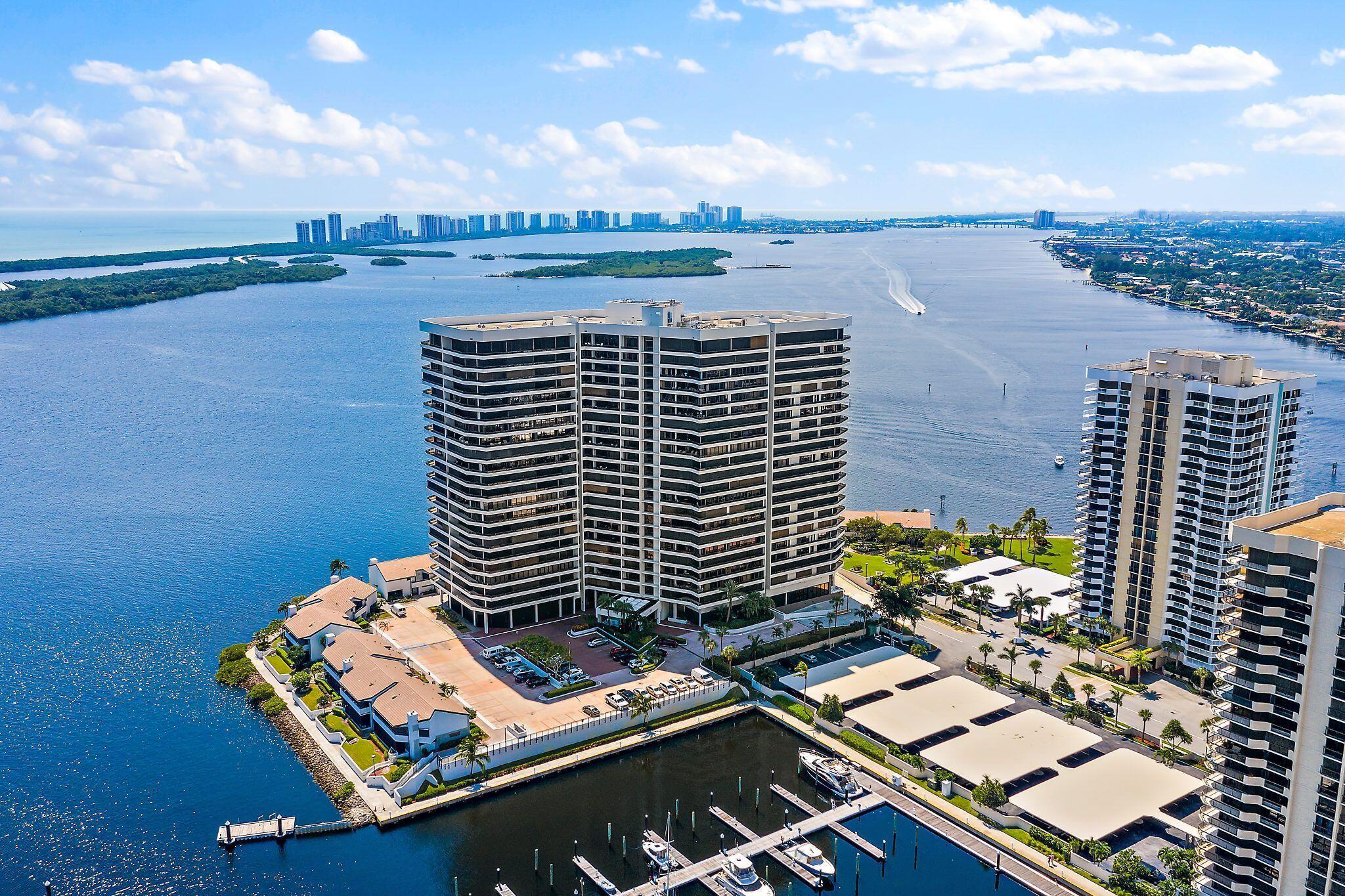 100 Lakeshore Drive 554