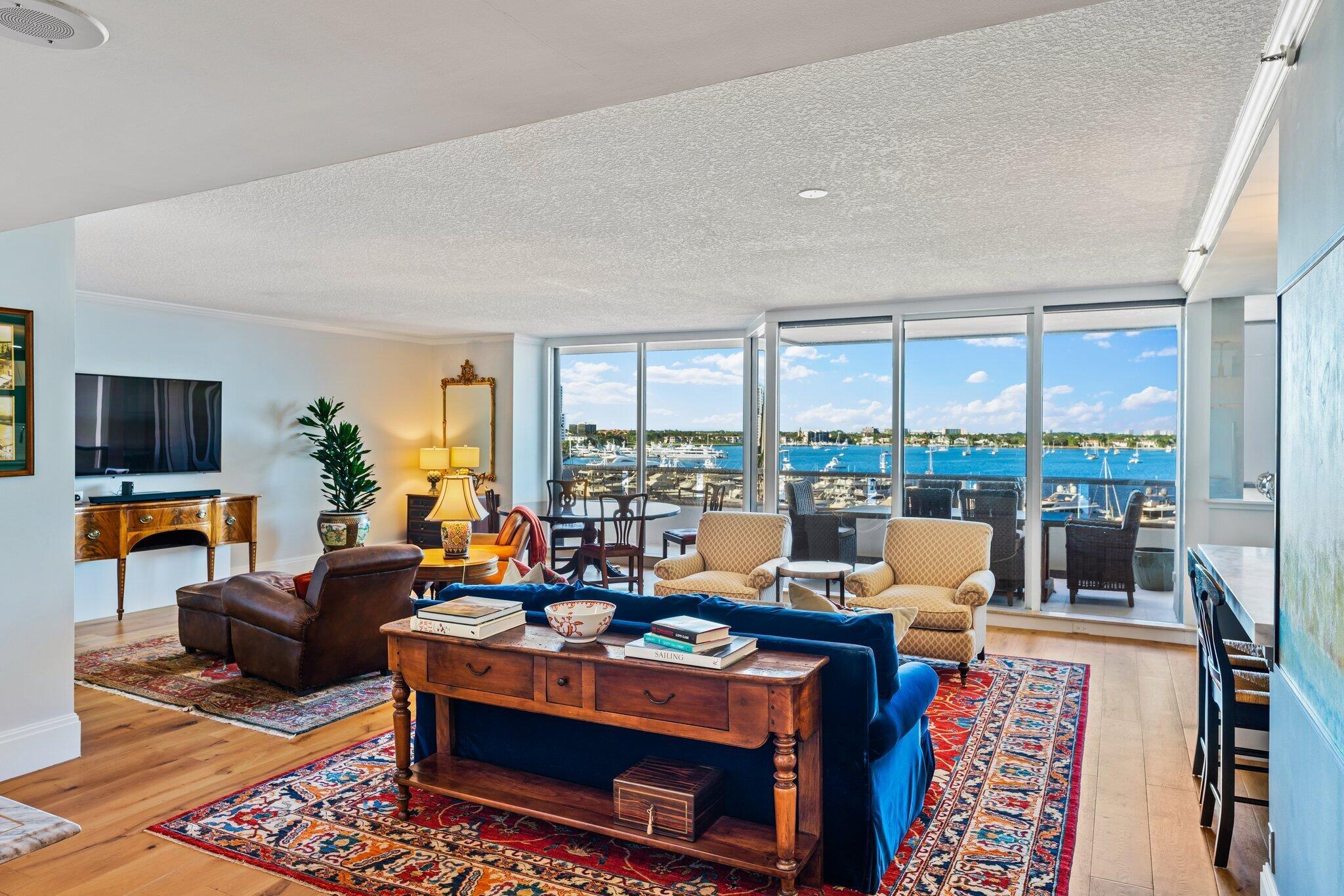 100 Lakeshore Drive 554