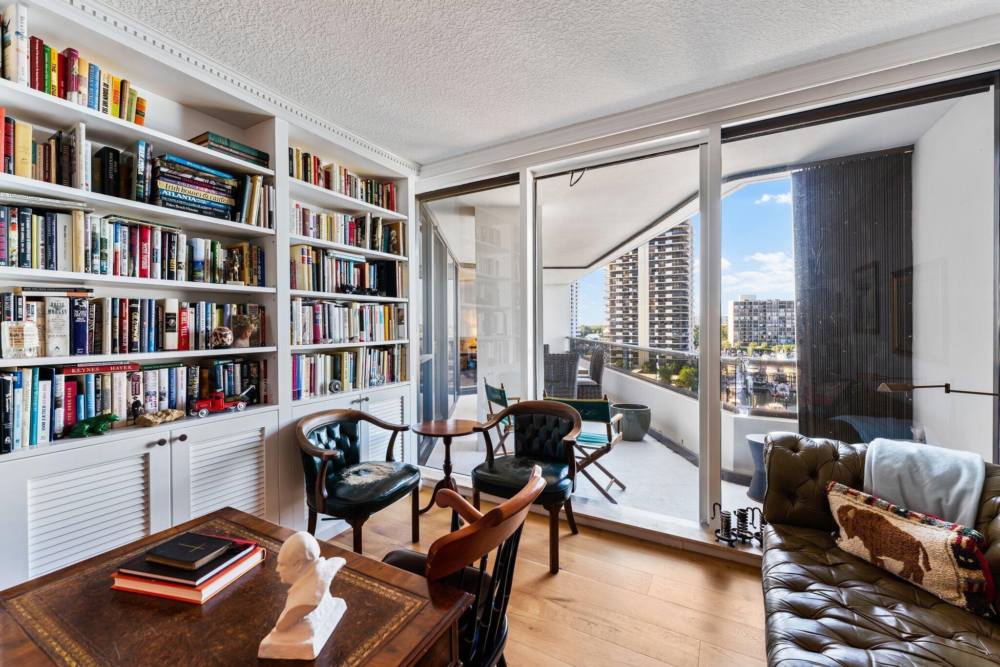 100 Lakeshore Drive 554