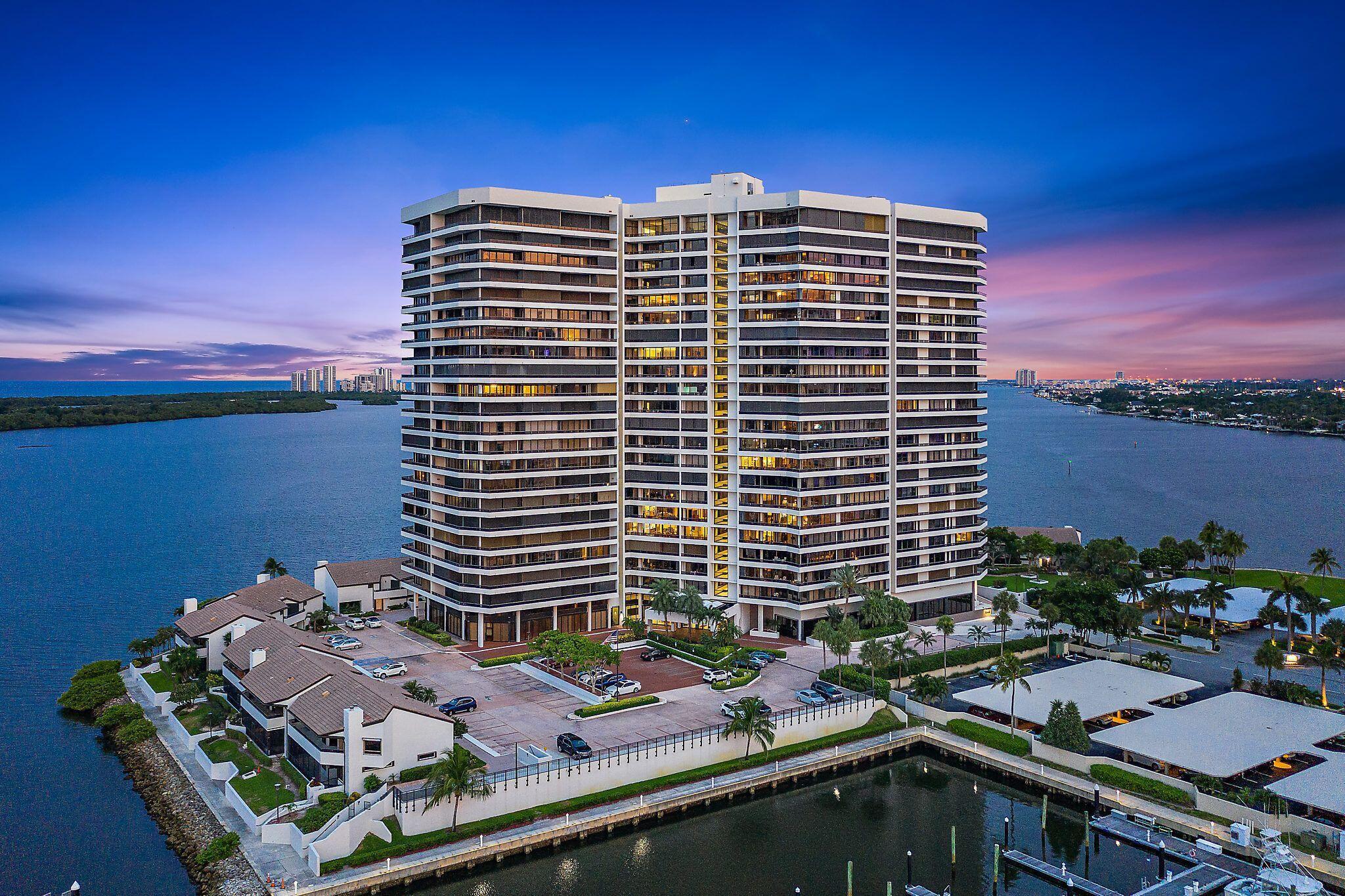 100 Lakeshore Drive 554