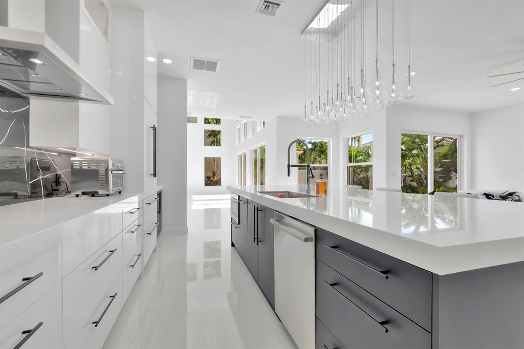 4290 NW 62nd Road