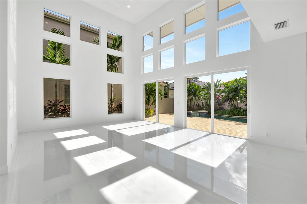 4290 NW 62nd Road
