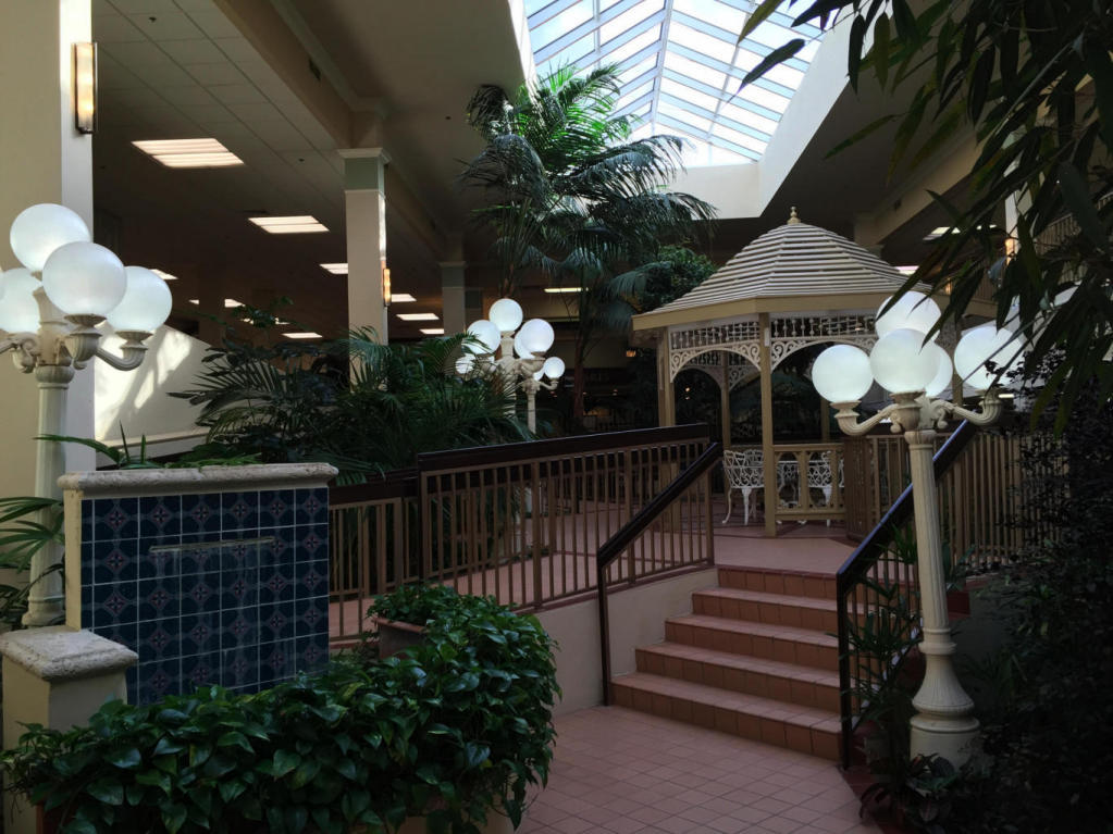 9989 Harbour Lake Circle Unit: 102