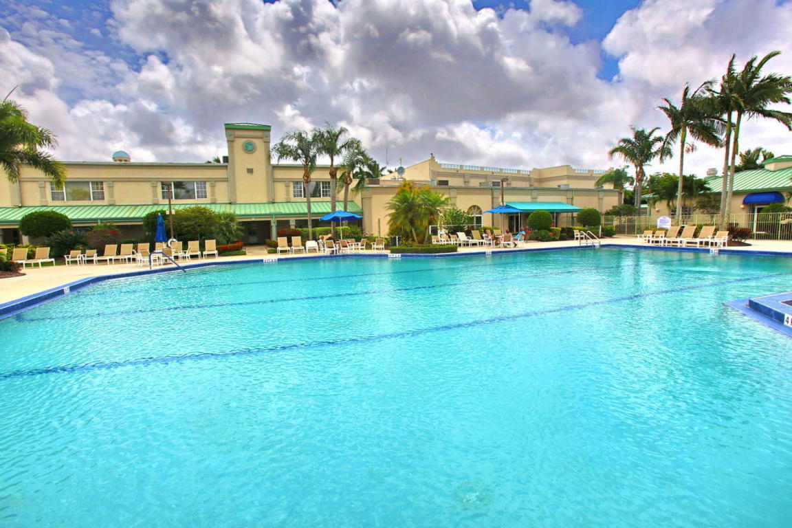 9989 Harbour Lake Circle Unit: 102