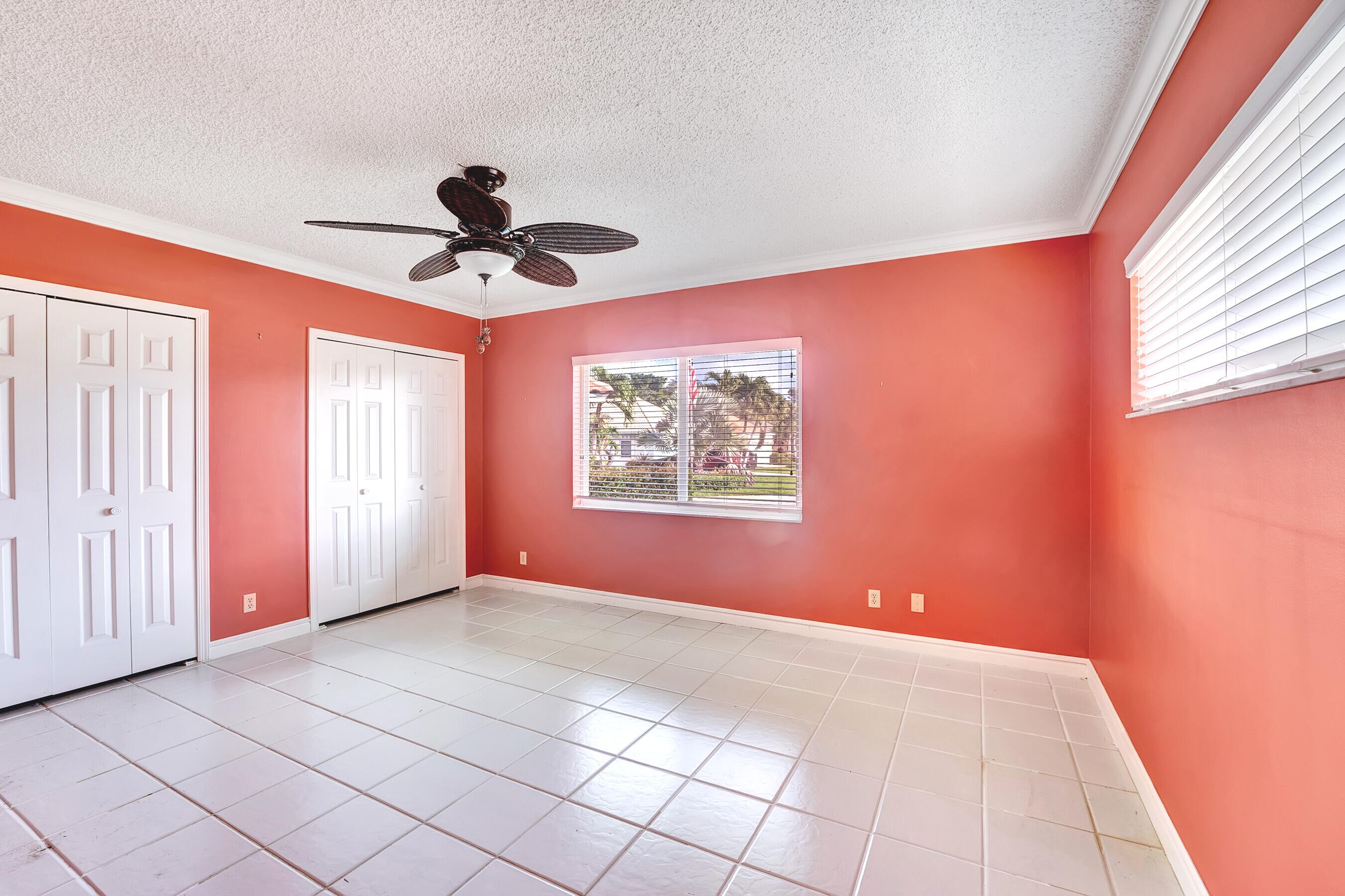 10251 Green Trail Drive N