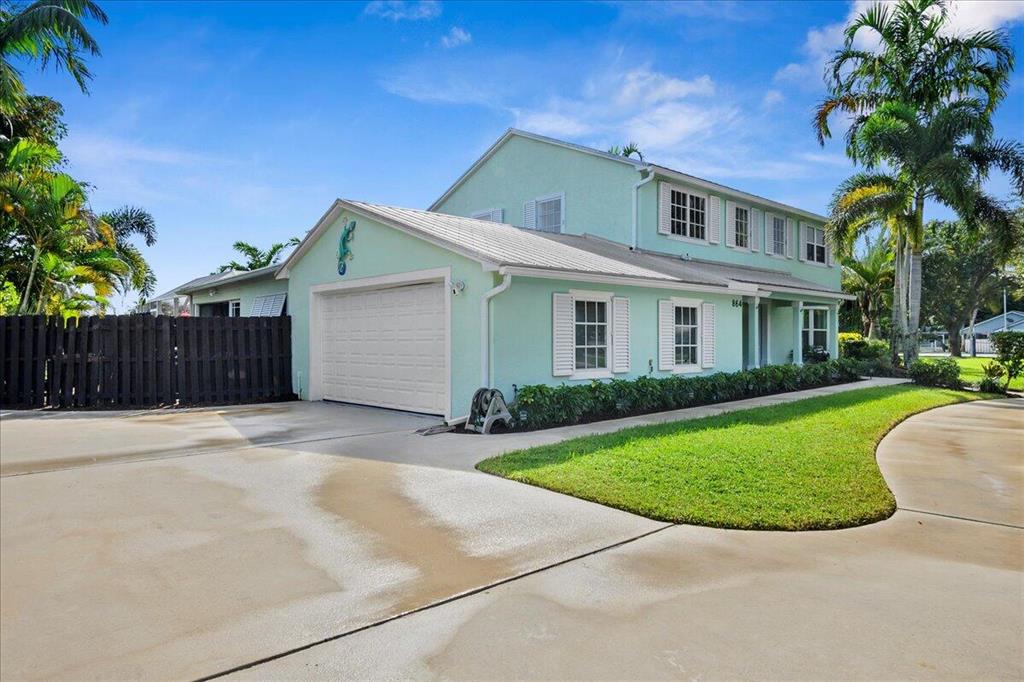 864 Whippoorwill Row