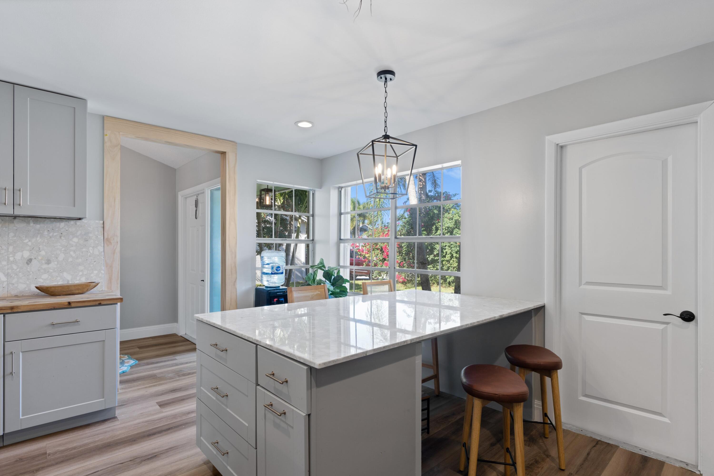 177 Arrowhead Circle